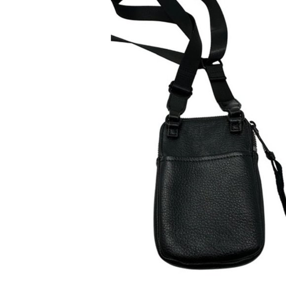 Aimee Kestenberg Capri Quilted Wallet/Phone Shoulder Purse - Picture 4 of 6